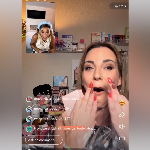 JULIE_U IS LIVE!!! 💕🎲 - Picture 4 of 9